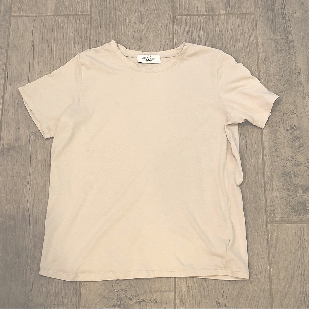 Carly Jean Los Angeles Tucker Tee